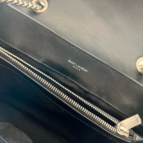 Medium YSL Shoulder Bag - Picture 2 of 4